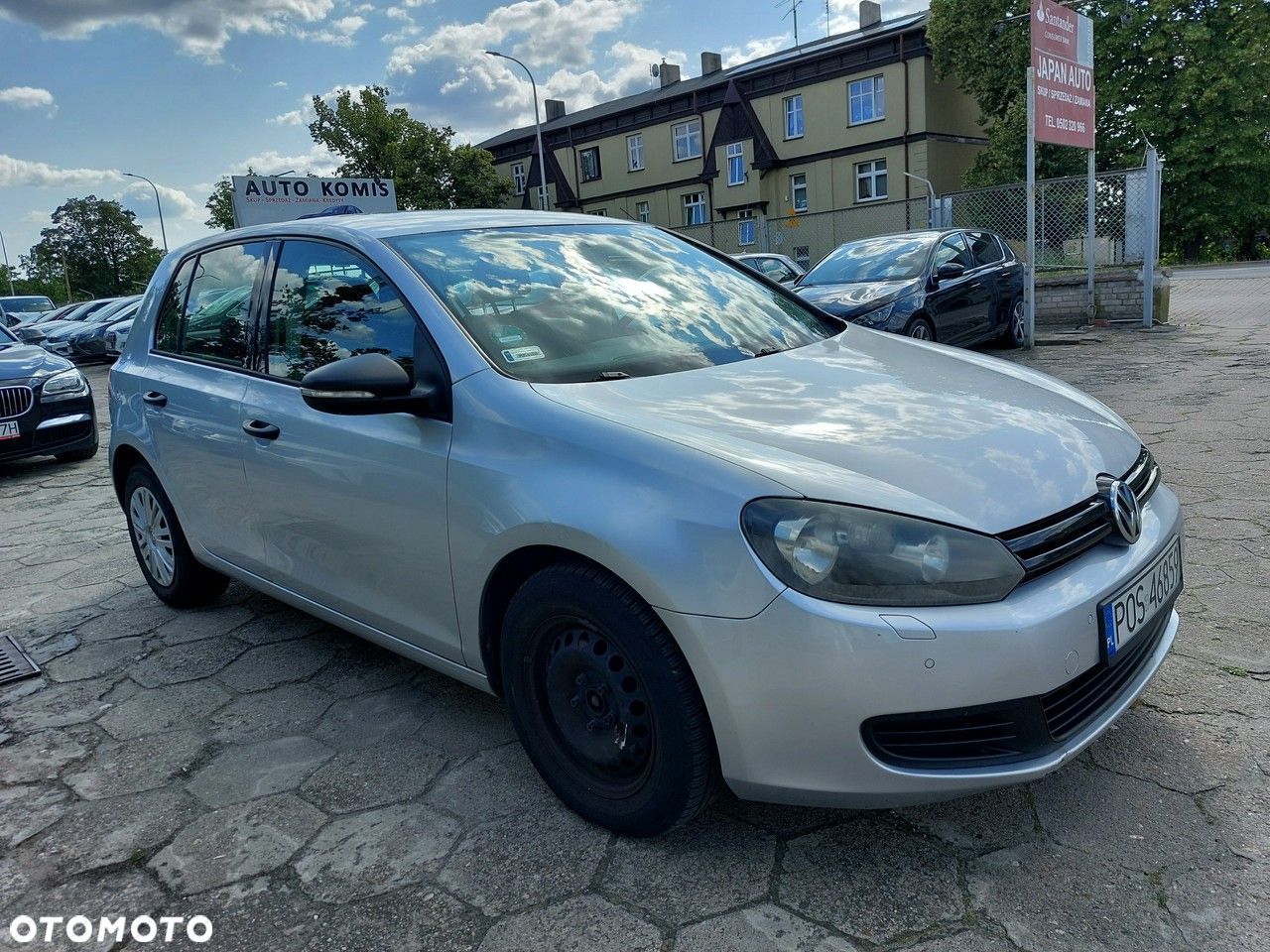 Volkswagen Golf - 1