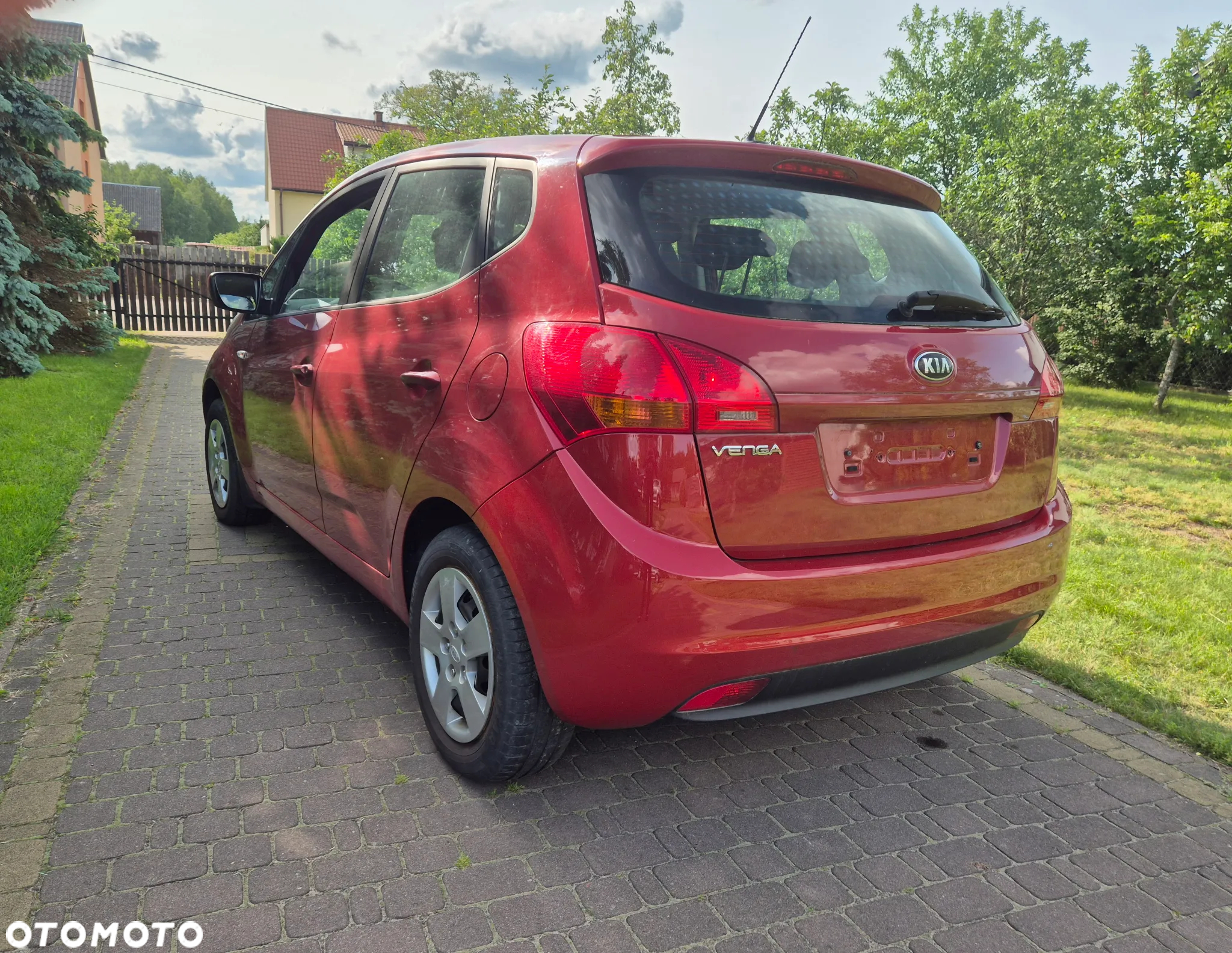 Kia Venga - 9