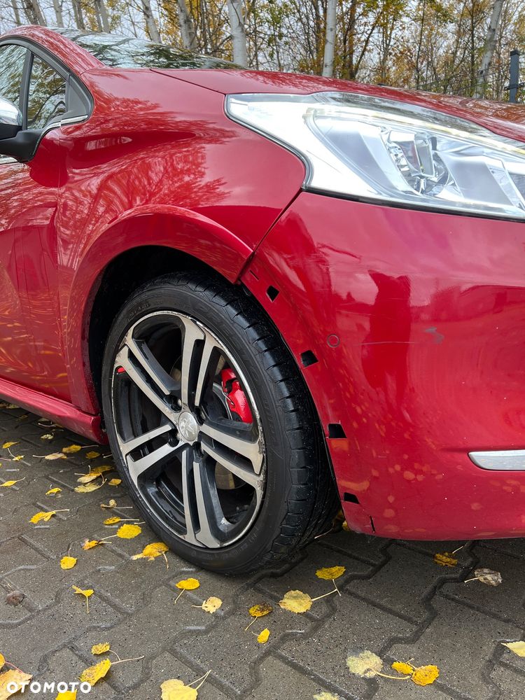 Peugeot 208 1.6 THP GTi - 30