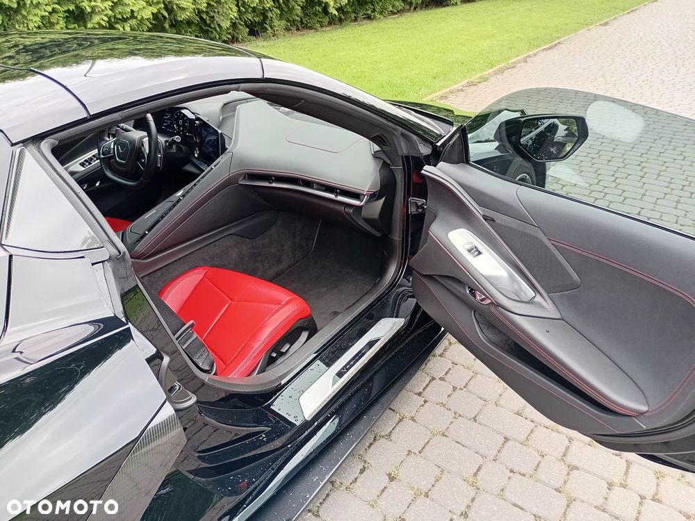 Chevrolet Corvette - 28