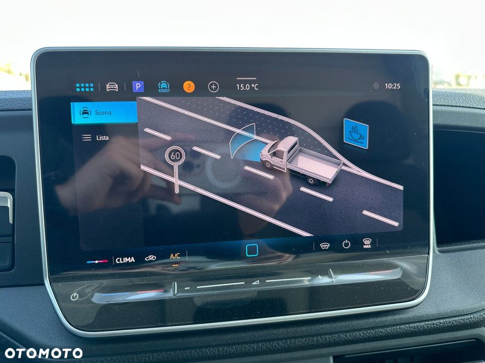 Volkswagen Crafter Podwozie z pojedynczą kabiną silnik: 2,0 l EURO VI SCR 163 KM / skrzynia biegów: Przedni napęd automatyczna 8-biegowa rozstaw osi: 4490 mm - 10