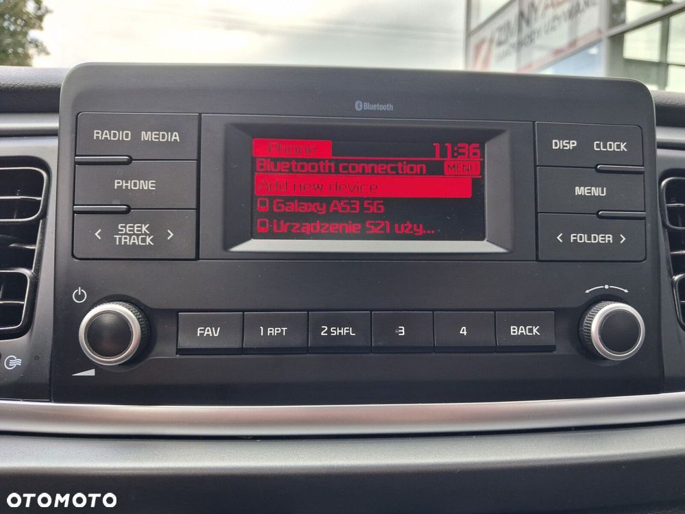 Kia Rio - 14