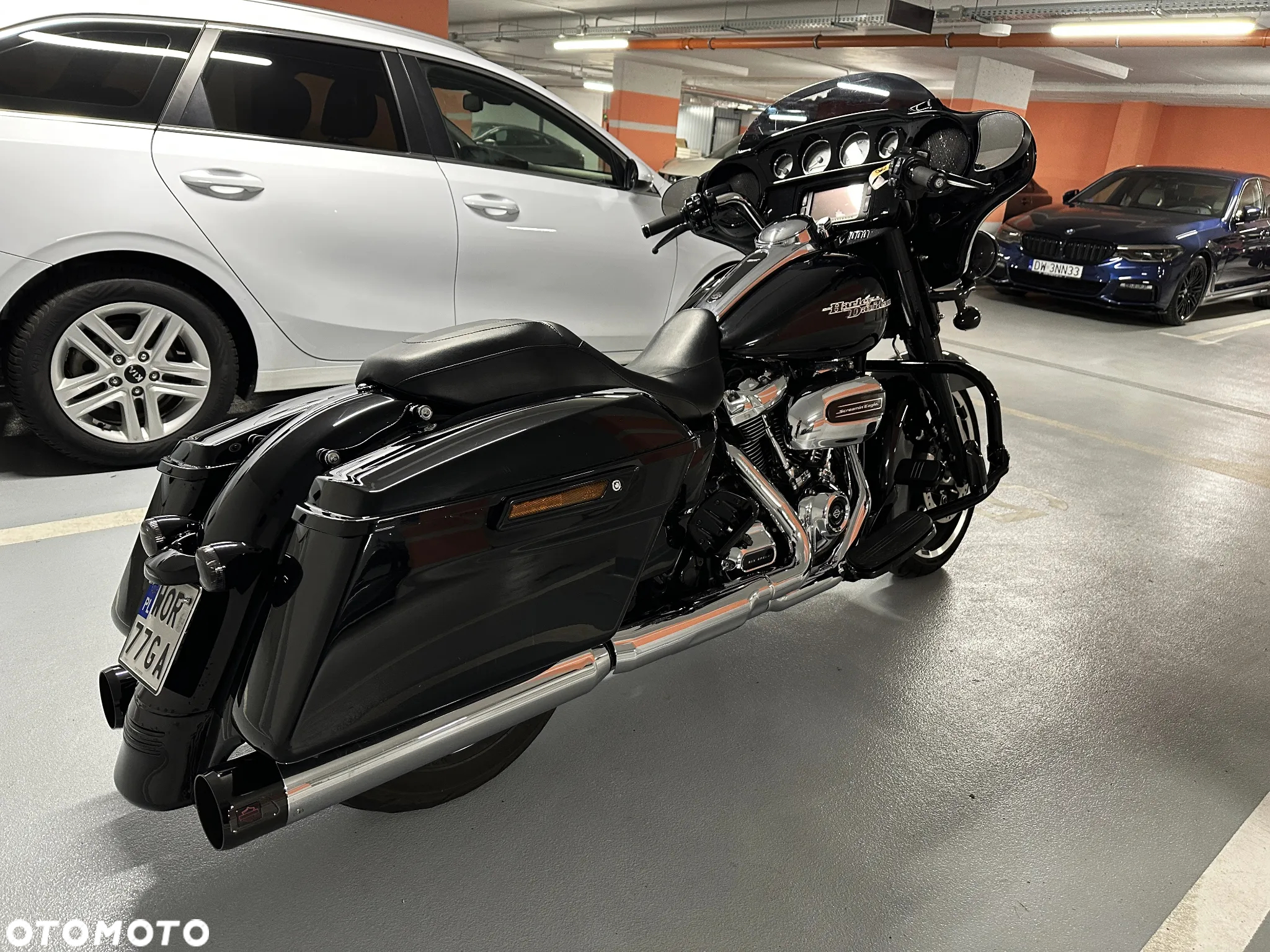 Harley-Davidson Touring Street Glide - 14