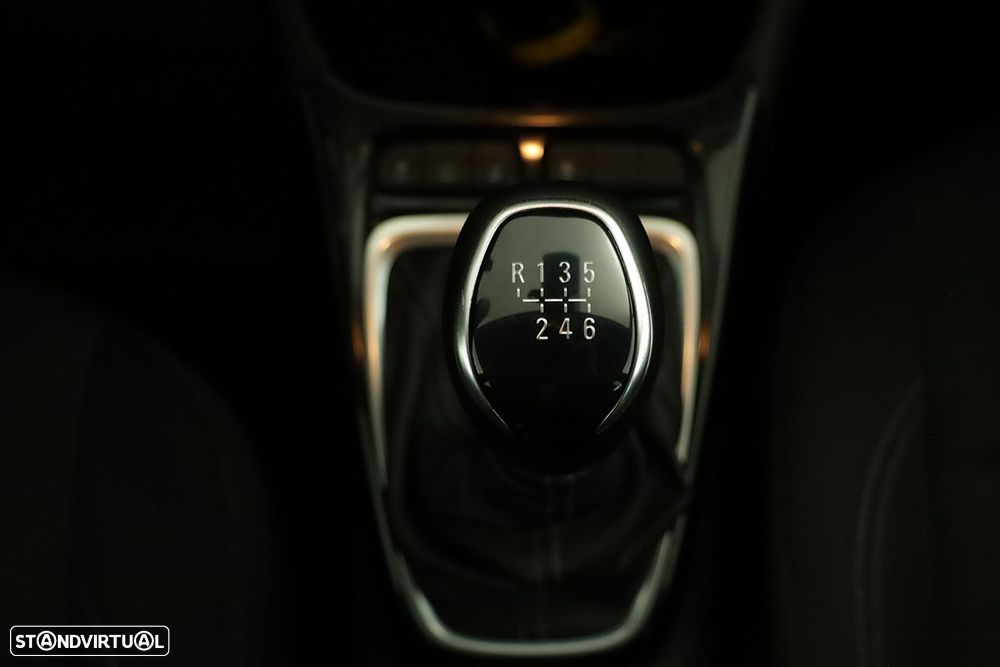 Opel Crossland 1.2 T Design & Tech - 12