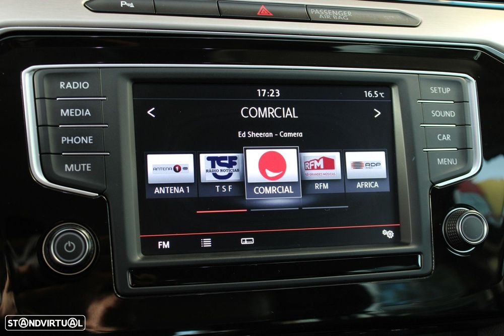 VW Passat Variant 2.0 TDi Highline DSG - 20