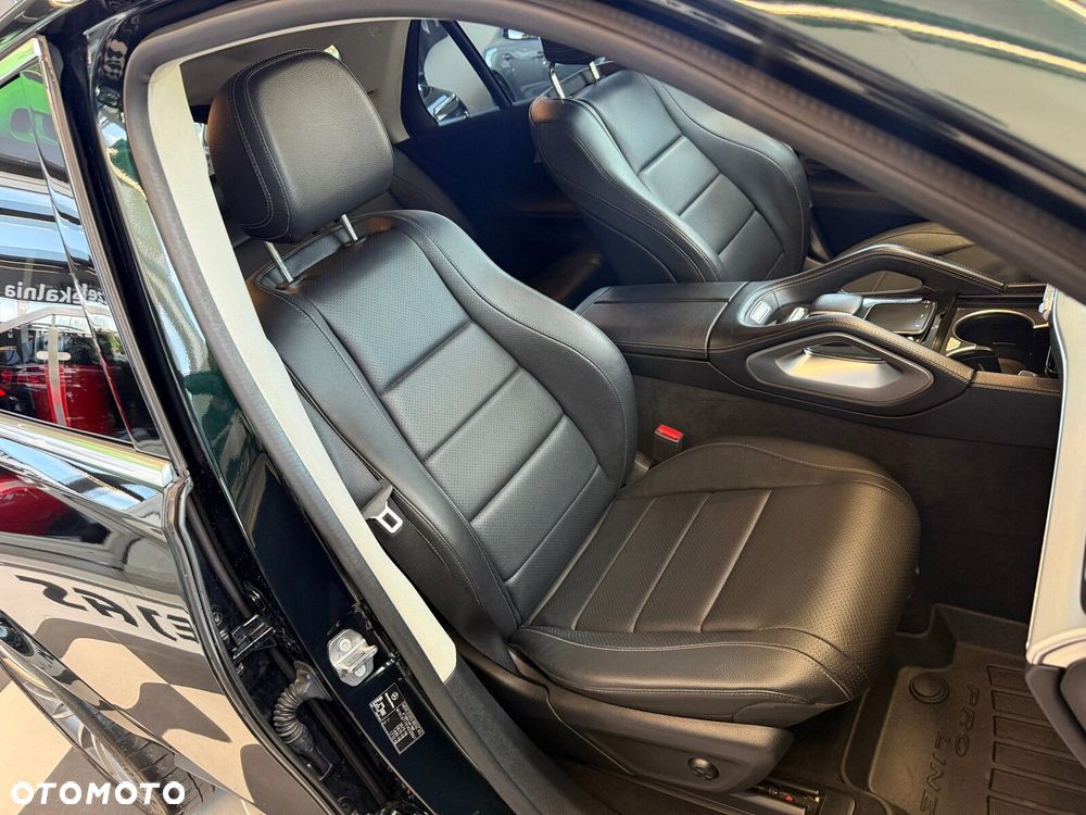 Mercedes-Benz GLE - 16