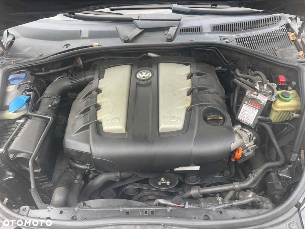 Volkswagen Touareg 3.0 V6 TDI DPF Tiptr - 14