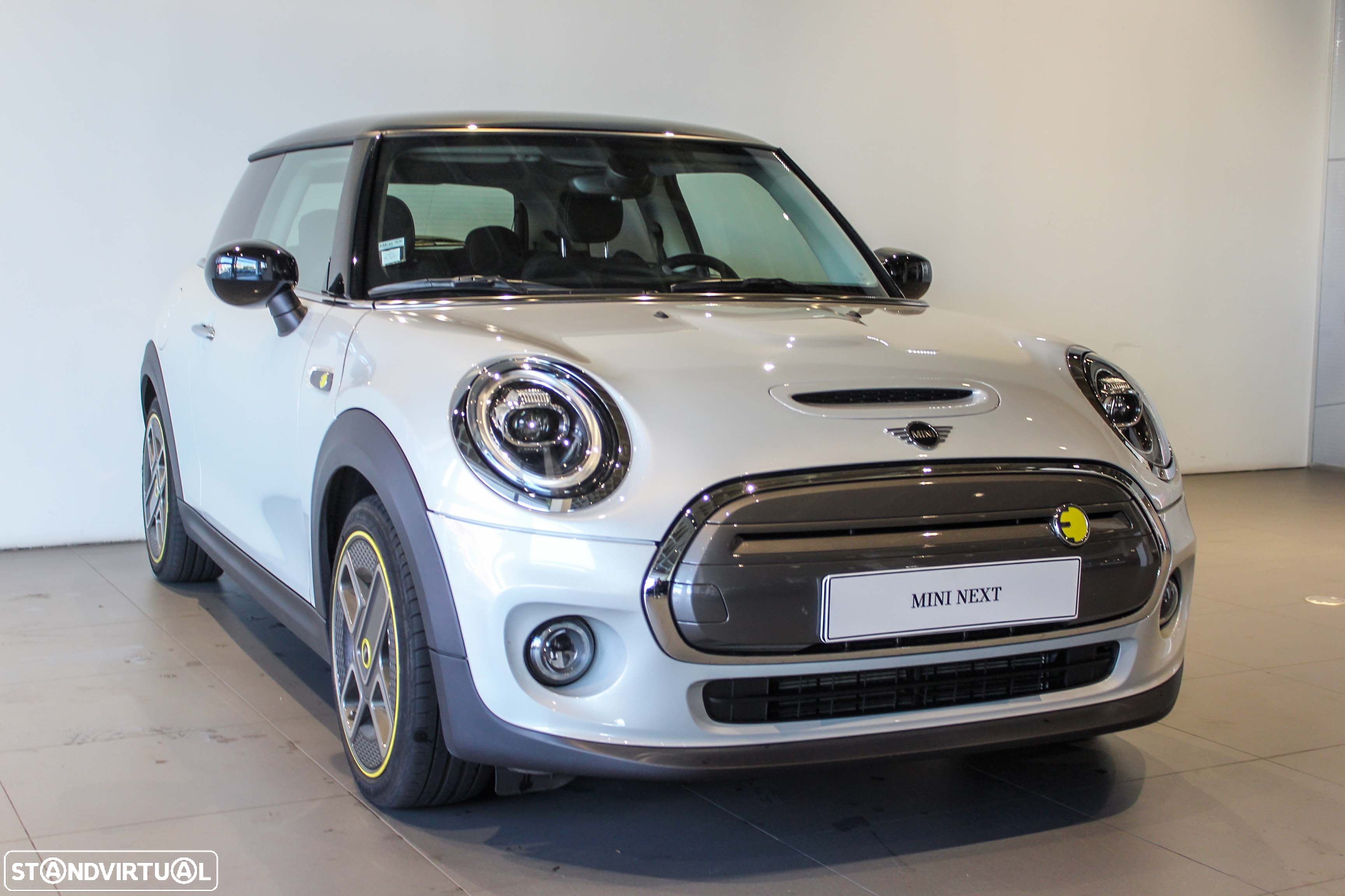 MINI 3 Portas Cooper SE - 4