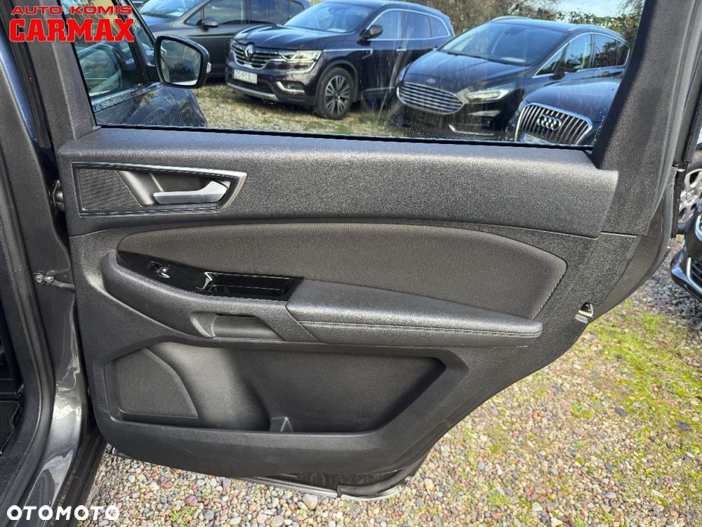 Ford Galaxy - 19