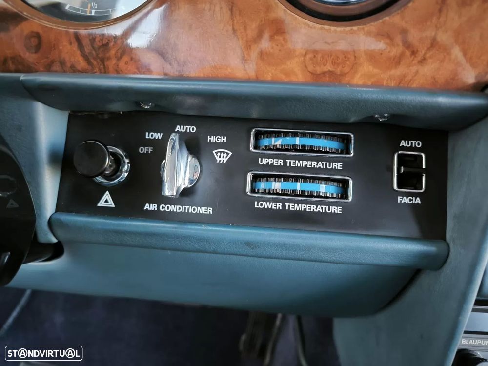 Rolls Royce Silver Spur - 36