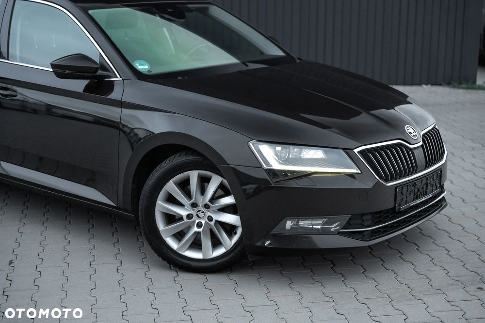 Skoda Superb 2.0 TDI L&K DSG - 6