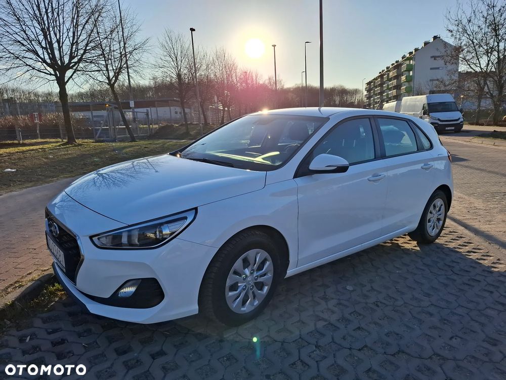 Hyundai i30 1.4 Classic + - 8