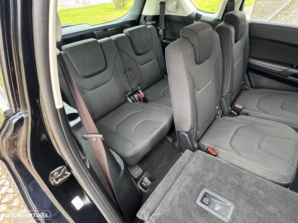 Ford S-Max 2.0 TDCi Titanium - 23