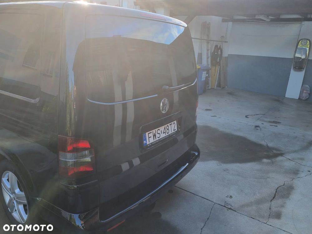 Volkswagen Multivan - 8