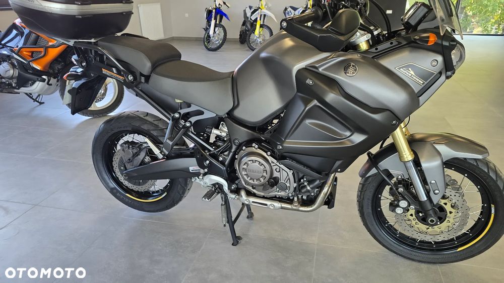 Yamaha XTZ - 22