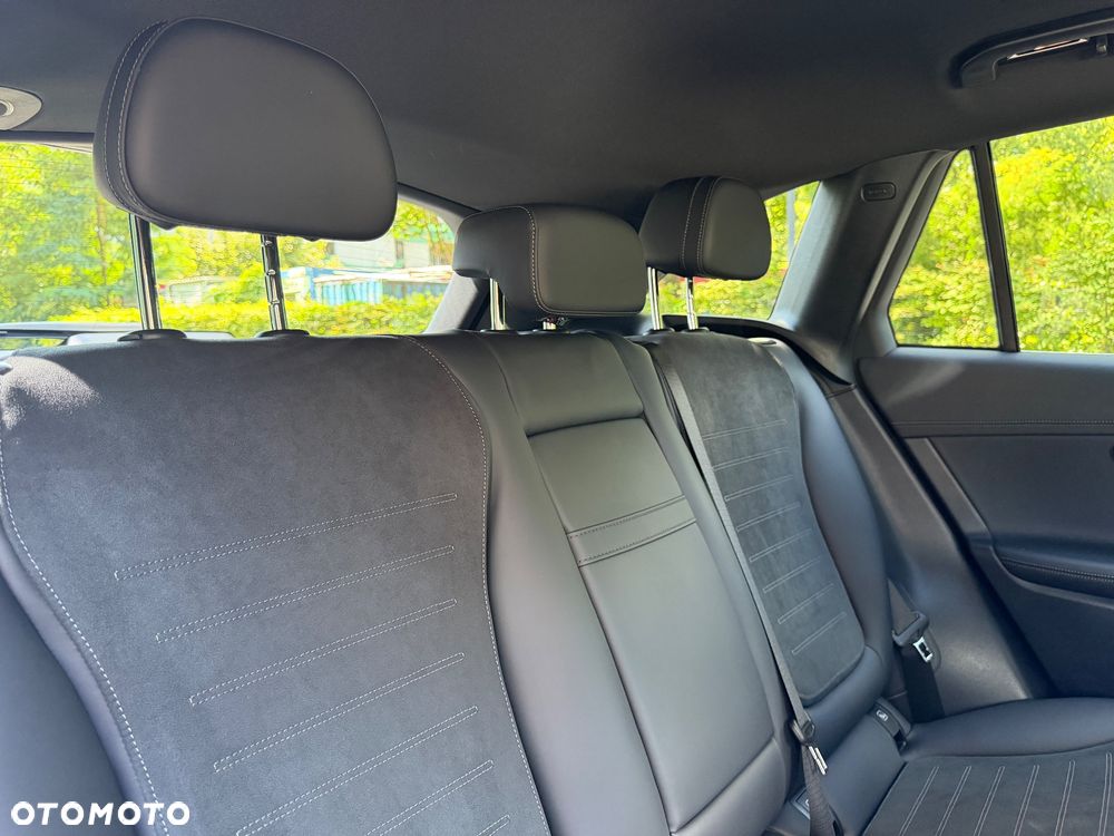 Mercedes-Benz GLC 220 d mHEV 4-Matic AMG Line - 16