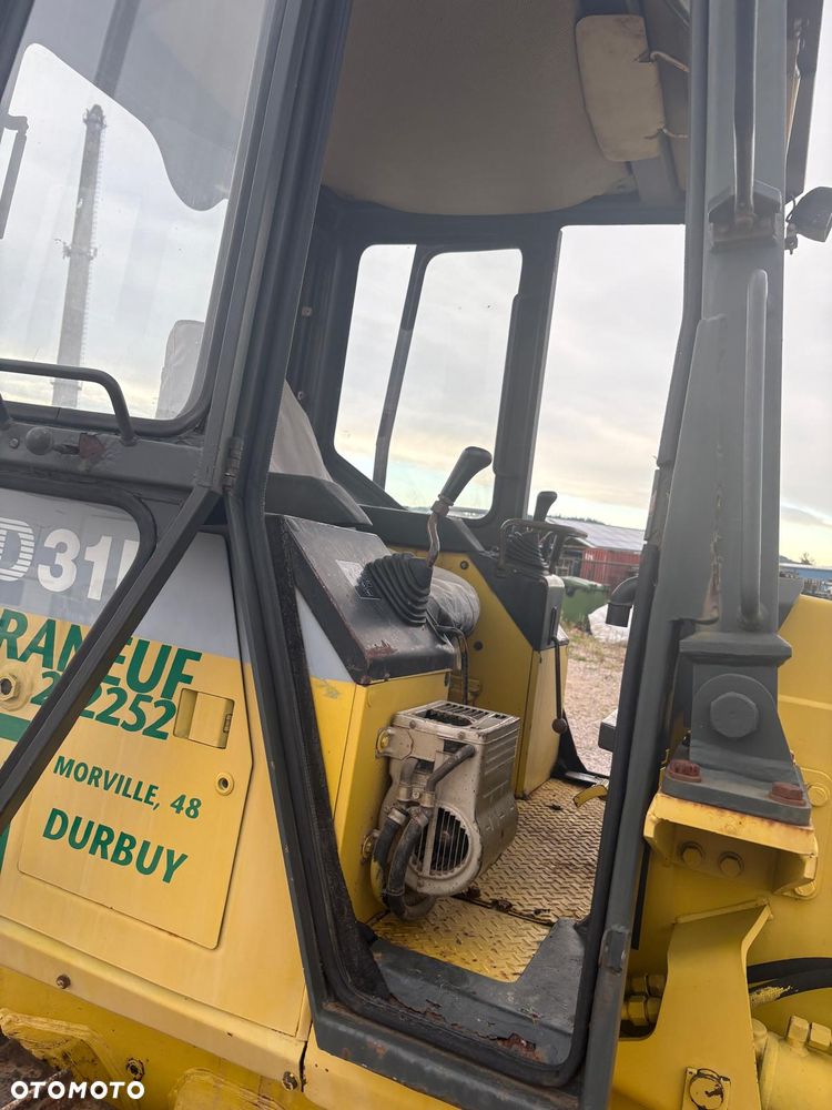 Komatsu D31P-20 - 26