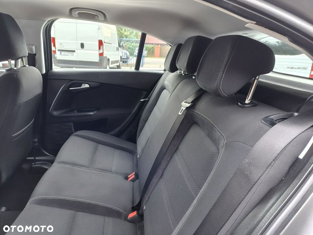 Fiat Tipo 1.4 16v Easy EU6d - 25