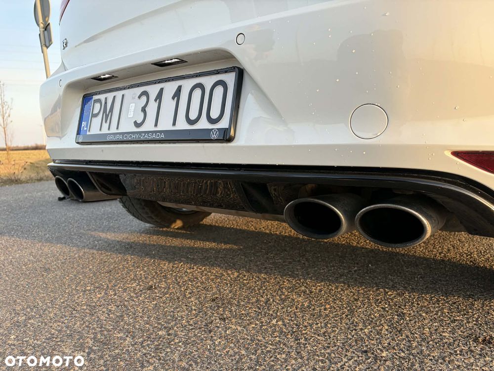 Volkswagen Golf 2.0 TSI BMT 4Mot R DSG - 23