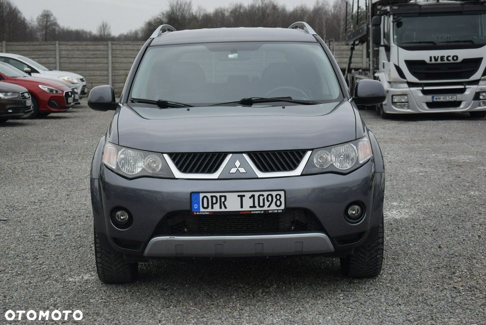 Mitsubishi Outlander 2.0 DI-D 4WD Inform - 3