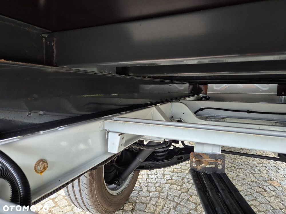 Volkswagen T5 kilka sztuk - 29