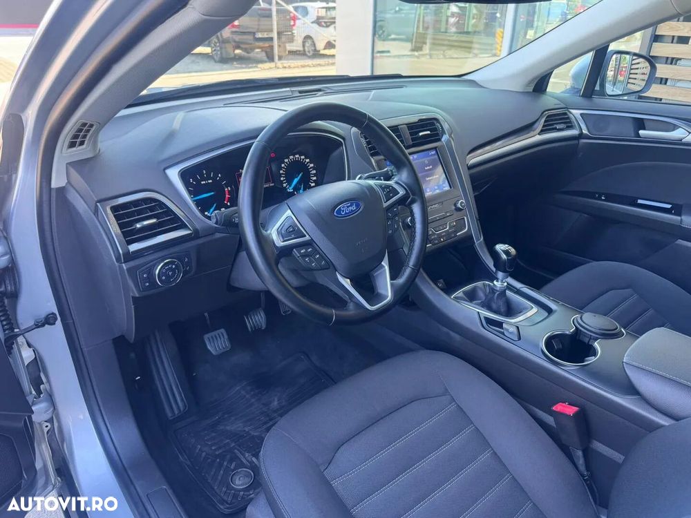 Ford Mondeo - 8