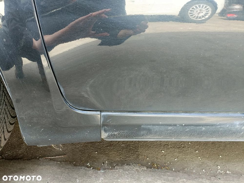 TOYOTA AURIS I 06-09 2007 r. 5D HB 209 drzwi lewy przód lewe przednie LP * - 4