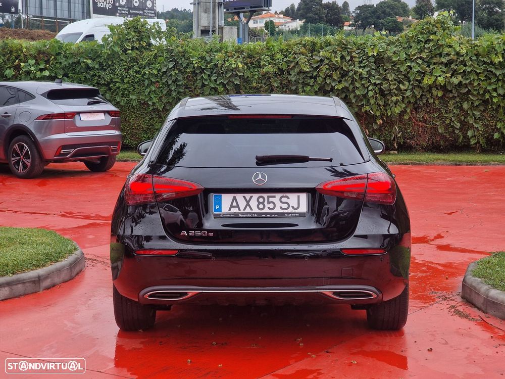 Mercedes-Benz A 250 e Style Plus - 6