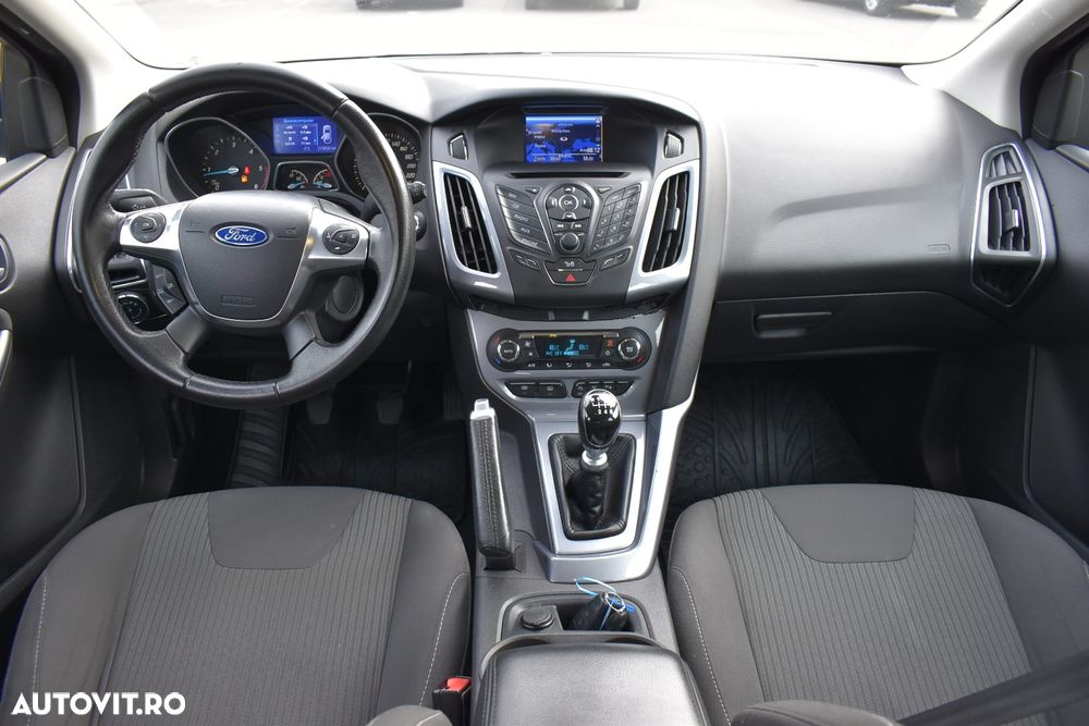Ford Focus 1.6 TDCI DPF Start-Stopp-System Titanium - 5