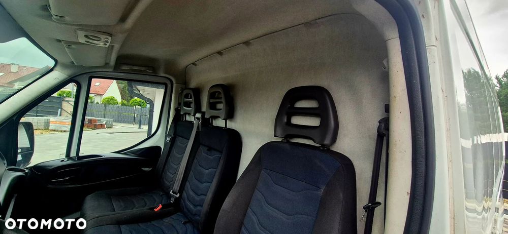 Iveco Daily 35s12 - 12