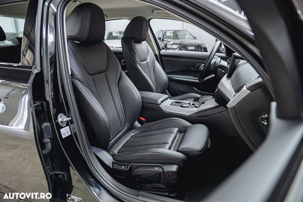 BMW Seria 3 320e Aut. Luxury Line - 26
