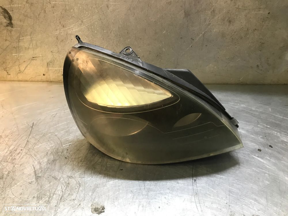 ÓTICA / FAROL RENAULT CLIO II FASE 2 01-06 (FUNDO PRETO) - ESQUERDO / DIREITO - 1