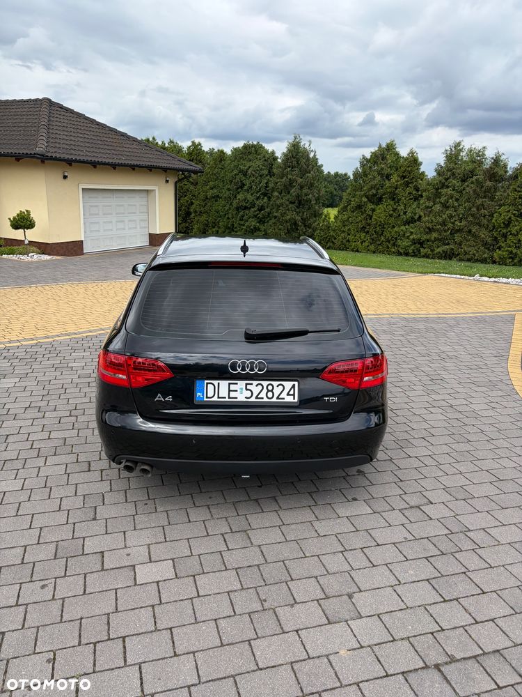 Audi A4 Avant 2.0 TDI - 5