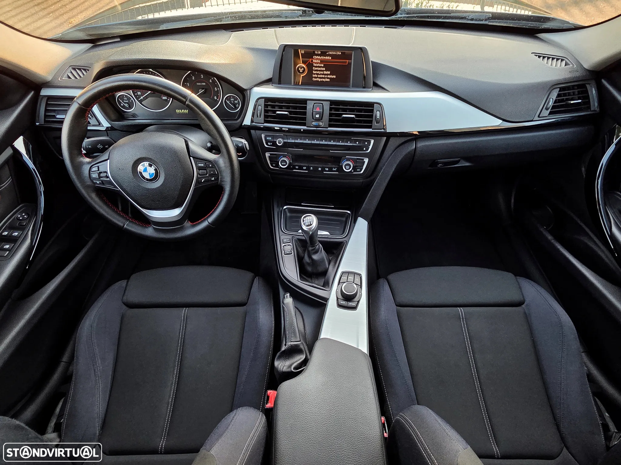 BMW 318 d Touring Line Sport - 9