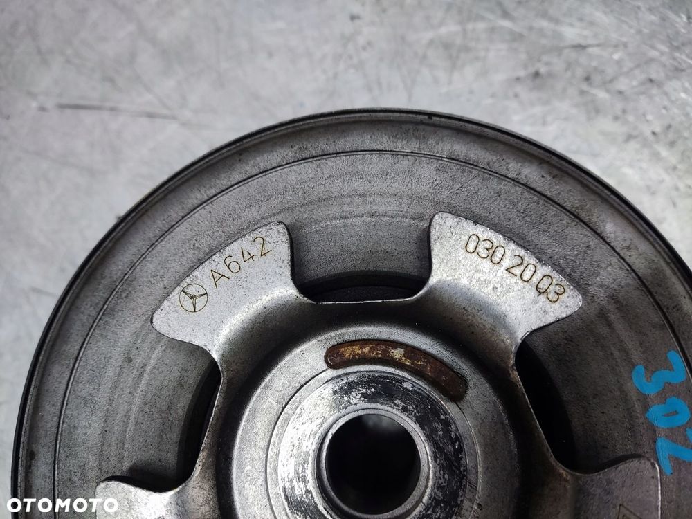 MERCEDES E KLASA W212 3.0 CDI V6 KOŁO PASOWE A6420302003 - 3