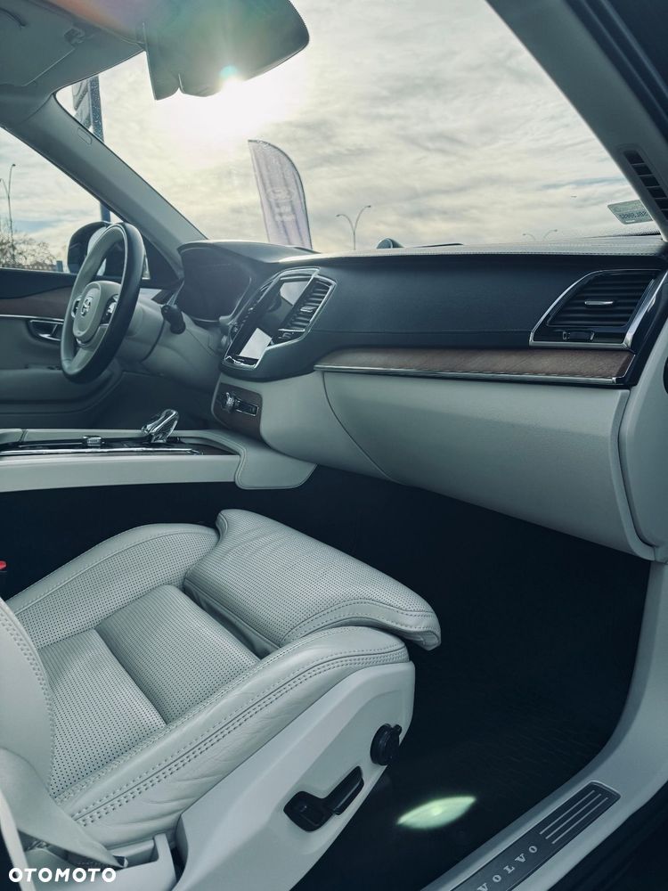 Volvo XC 90 B5 D AWD Inscription 7os - 27