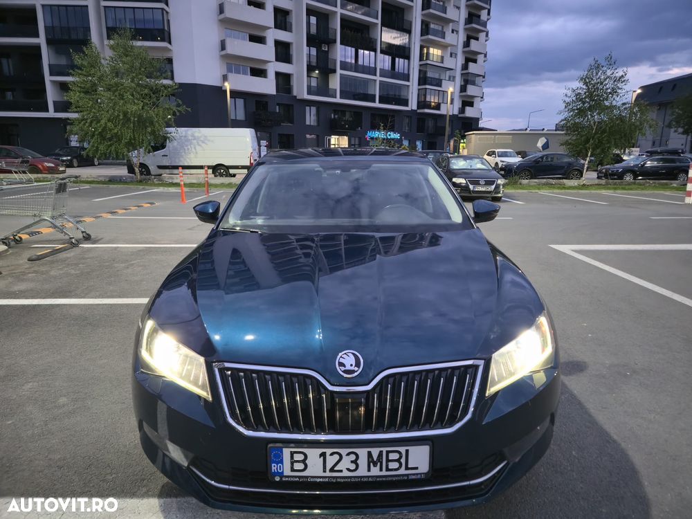 Skoda Superb 2.0 TDI Ambition - 16