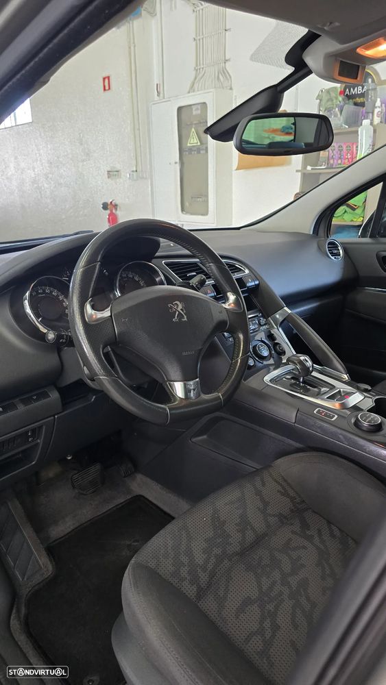 Peugeot 3008 2.0 HDi Hybrid4 - 24