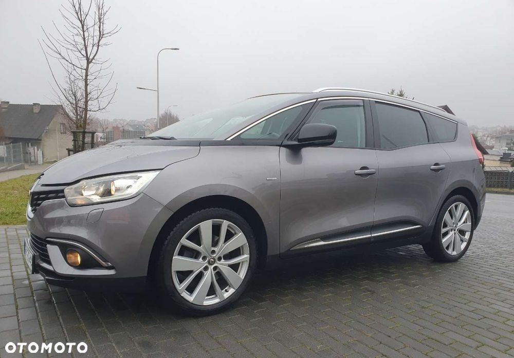 Renault Grand Scenic - 16