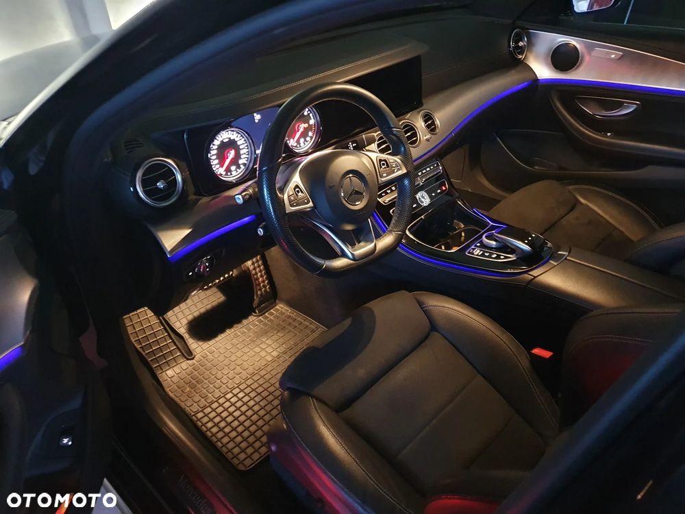 Mercedes-Benz Klasa E 220 d 9G-TRONIC AMG Line - 25
