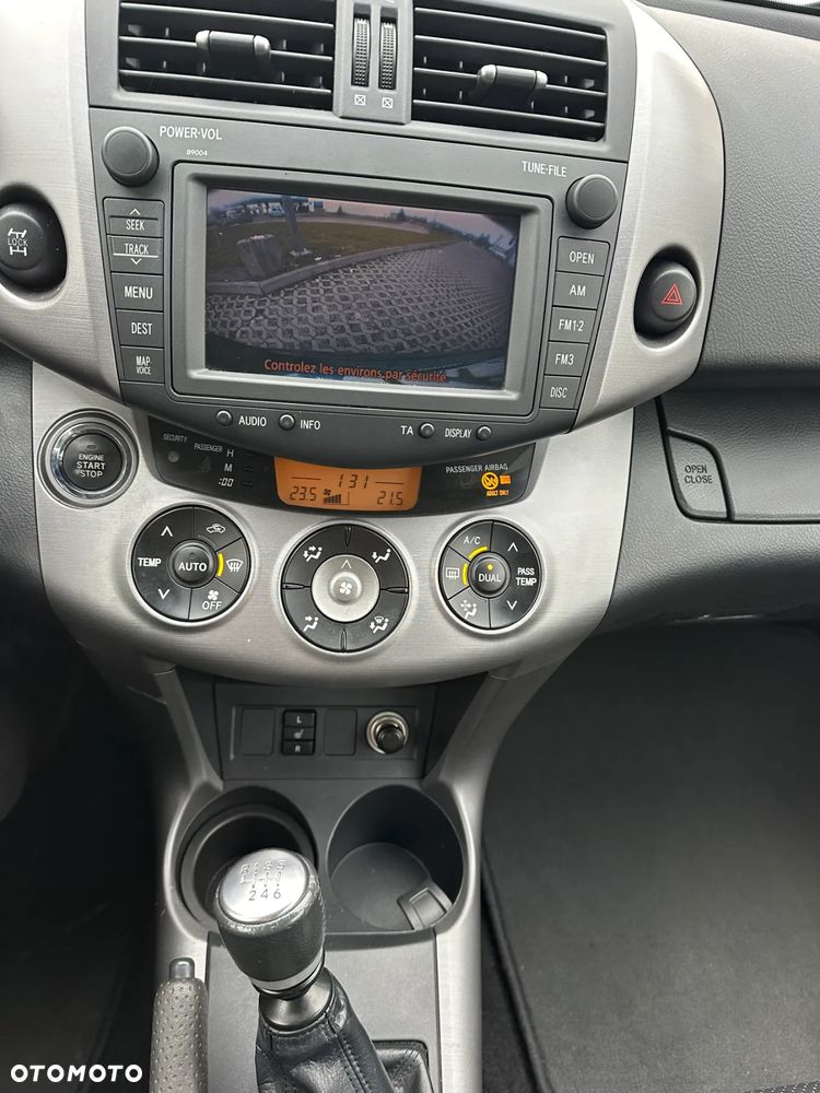 Toyota RAV4 2.2 D-CAT 4x4 Executive - 9