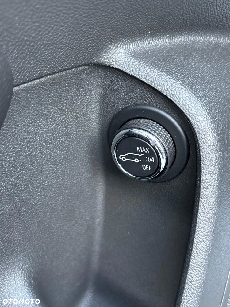 Opel Insignia 2.0 BiTurbo 4x4 Exclusive - 32