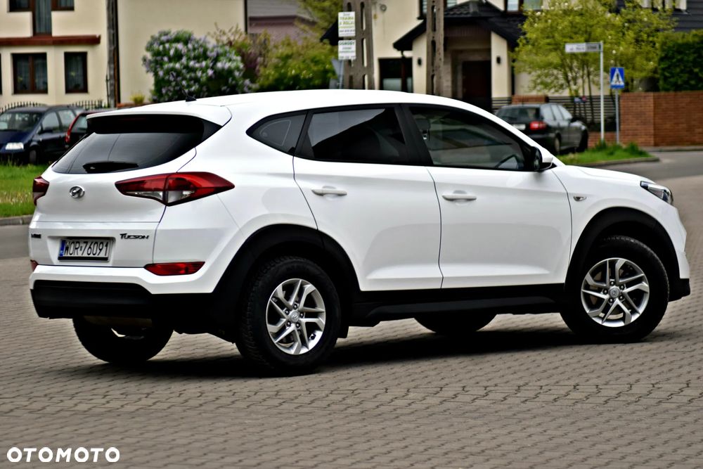 Hyundai Tucson blue 1.7 CRDi 2WD Trend - 26