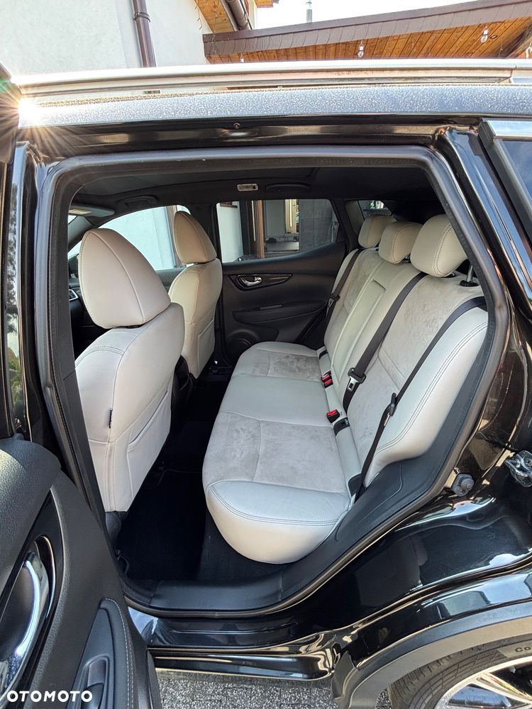 Nissan Qashqai 1.6 DIG-T Tekna - 25