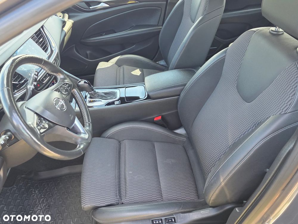 Opel Insignia 2.0 CDTI Business Elegance S&S - 28