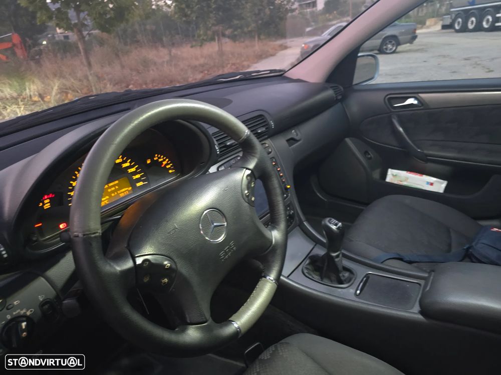 Mercedes-Benz C 220 CDi Avantgarde - 6