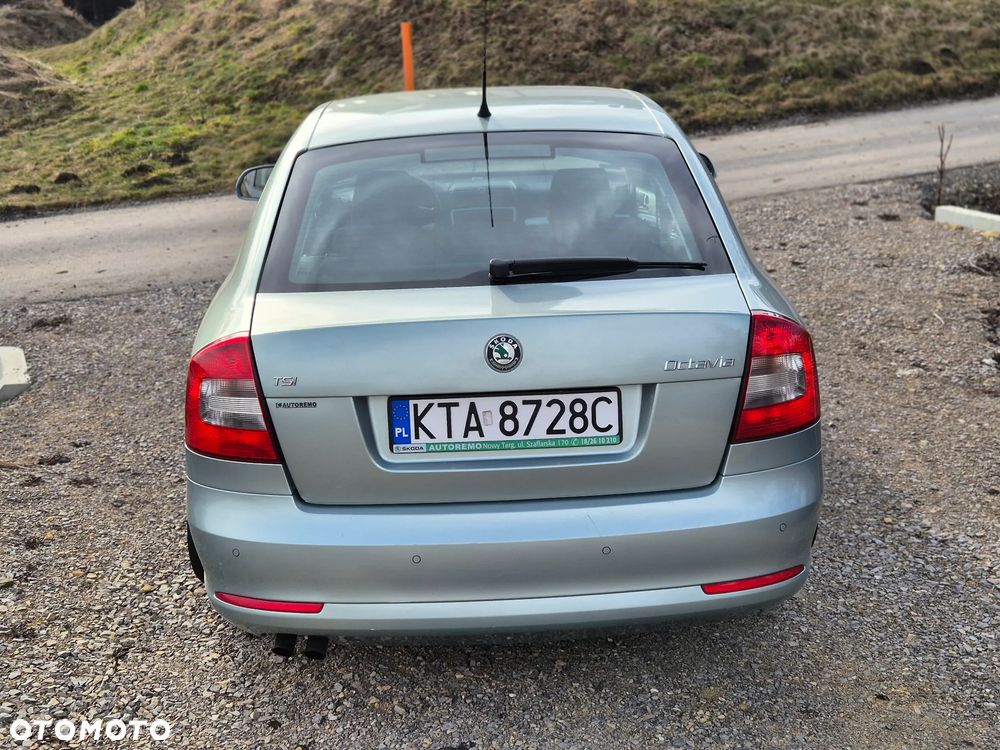 Skoda Octavia 1.4 TSI Ambition - 6