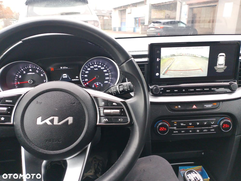 Kia Ceed - 13