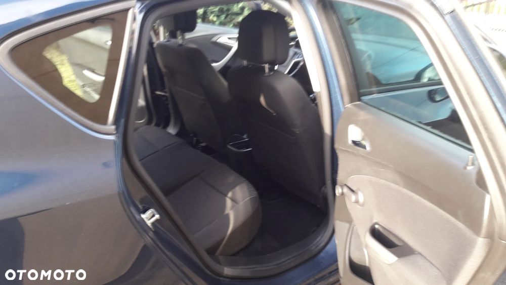 Opel Astra 1.4 Turbo Active - 19