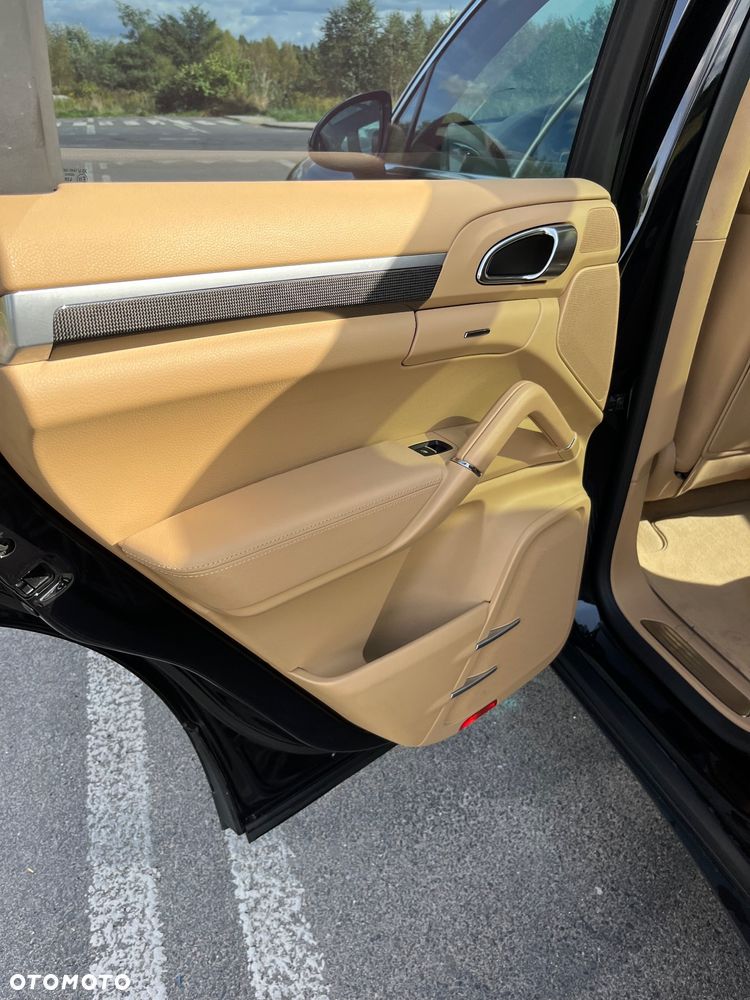 Porsche Cayenne S Tiptronic S - 28